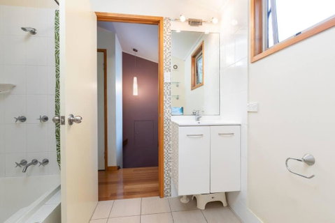 A Beach House - Australian Directory 4