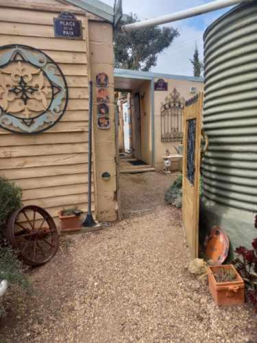 A La Folly Too The Old Workshop - Australian Directory 1