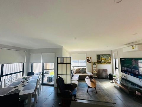 A Private Ensuite With AC And TV - Australian Directory 0