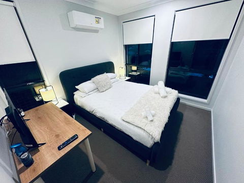 A Private Ensuite With AC And TV - Australian Directory 4