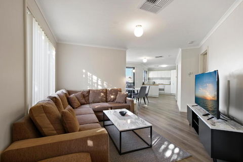 A Stones Throw - Australian Directory 1