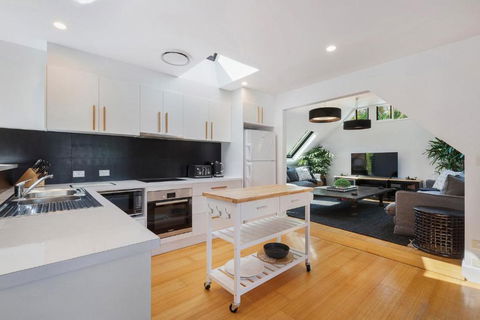 A Perfect Stay - A Top Spot - Australian Directory 1