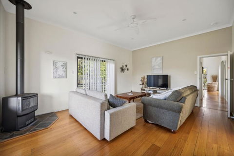 Abbott Abode - Australian Directory 2
