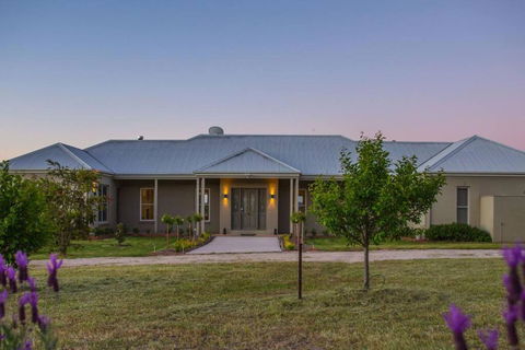 Abingdon House - Mudgee Retreat - Australian Directory 4