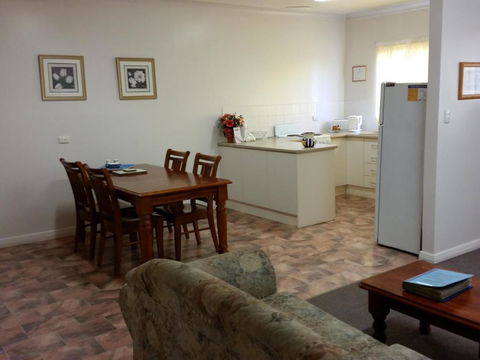 About Town Cottages - Australian Directory 0