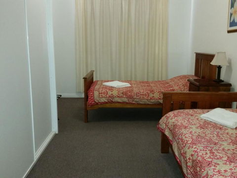 About Town Cottages - Australian Directory 1