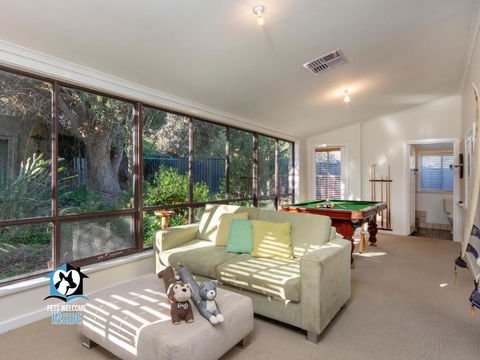 Absolute Beachfront 3BR 2BA Home W/ Beach Track - Australian Directory 3