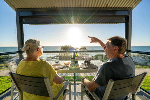 Absolute Beachfront Sandy Feet 2 Upstairs 2 Bedroom Apartment Beach Stayz Semaphore - Australian Directory 1