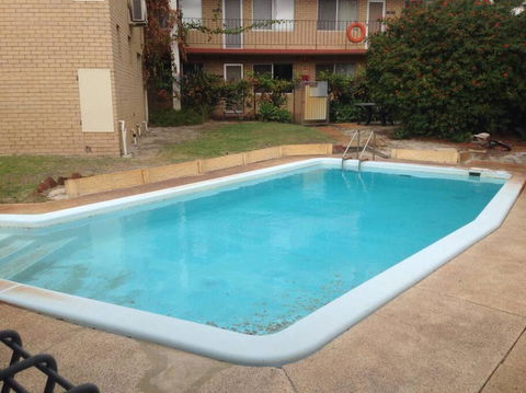 Affordable Inglewood Apartment+Pool - Australian Directory 2