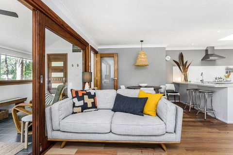 A Perfect Stay - Little Geckos - Australian Directory 2
