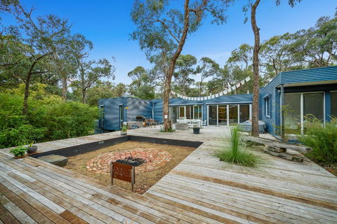 Aireys Bush Retreat - Australian Directory 0