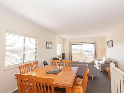 Alaska 1 8 Poley Cow Lane - Australian Directory 4