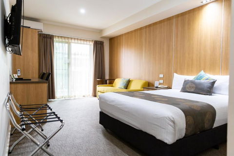 Albury Regent Motel - Australian Directory 1