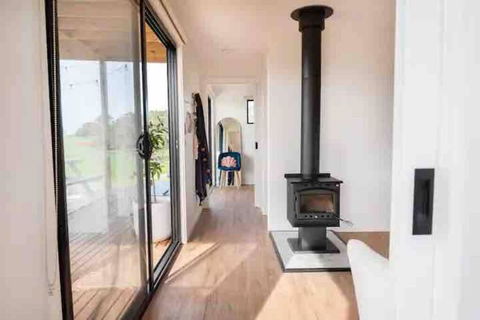 Amaroo - Australian Directory 3