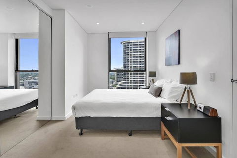 Amazing Two Bedroom St Leonards ATC62010 - Australian Directory 2