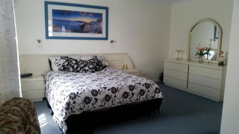 Ambience Apartments Penthouse - Australian Directory 1