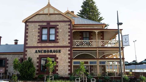 Anchorage Seafront Hotel - Australian Directory 0