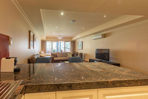 Apartment 2, 9 River Lane Mannum - Australian Directory 1