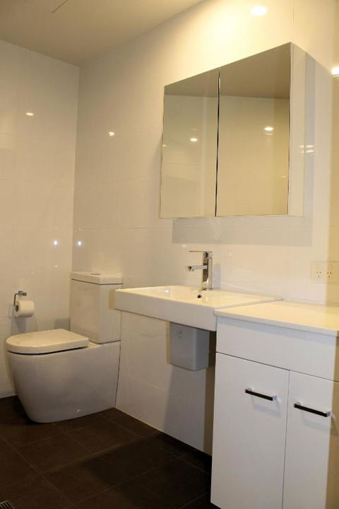 Apartment On King Street - Australian Directory 3