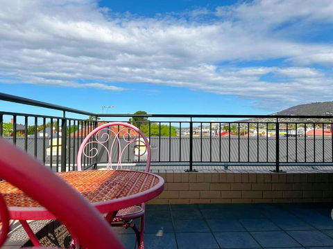 Apartment On Star Unit 1 - Australian Directory 1
