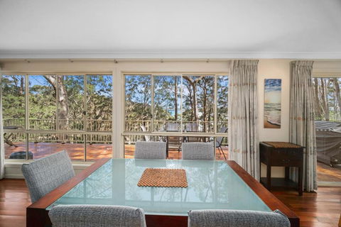 Aqua Vista - Australian Directory 1