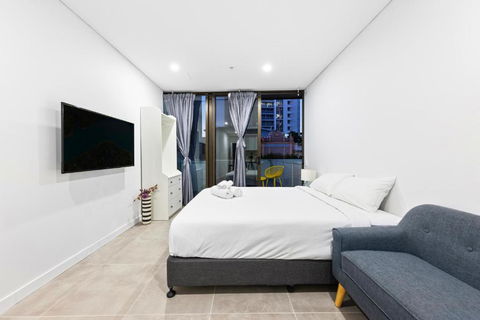 Arthur Hotel Bondi Junction No Reception And House Keeping No Sofa Bed - Australian Directory 2