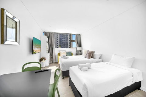 Arthur Hotel Bondi Junction No Reception And House Keeping No Sofa Bed - Australian Directory 1