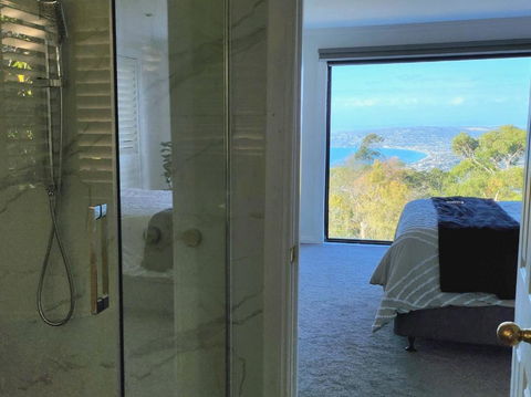 Arthurs Holiday Villa - Australian Directory 2