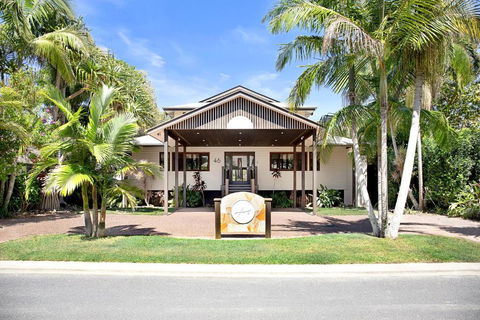 Away Guesthouse- Away On Shirley Lane - Australian Directory 1