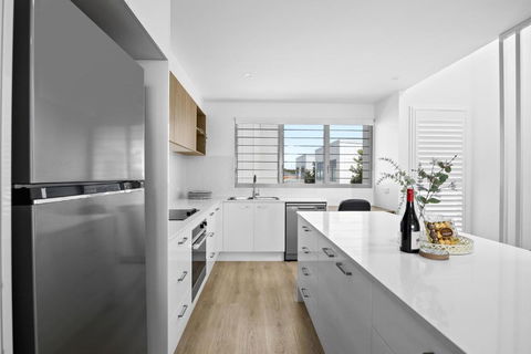 Azure River Side Townhouse - Australian Directory 0