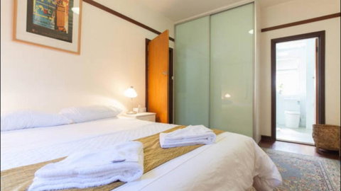 B4 Crawley Apartment 1 BRM & Sleepout Near UWA - Australian Directory 2
