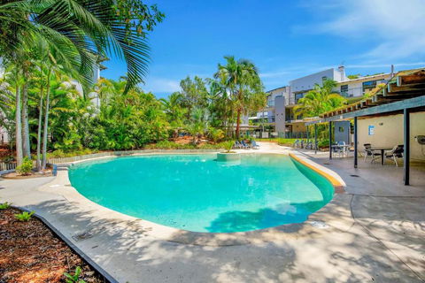 Baden 57 - Rainbow Shores Pools - Tennis Court - Walk To Beach - Aircon - Australian Directory 0