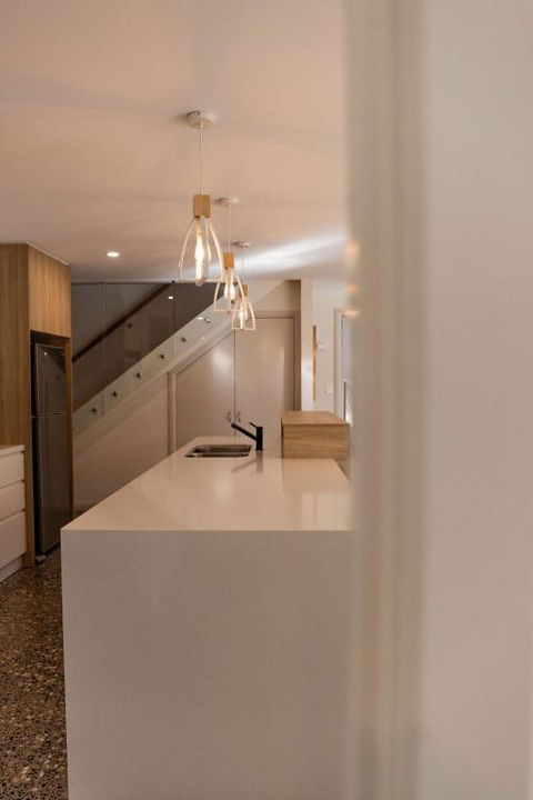 Baileys Beach House - Australian Directory 2