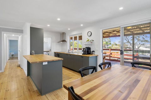 Baileys Normanville - 3 Hastings Street - Australian Directory 3