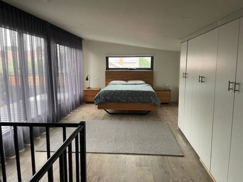 BALMORAL VILLA - Australian Directory 4