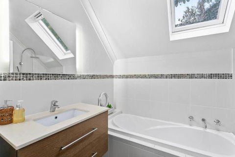 BARIS - Bariston Avenue Cremorne - Australian Directory 4