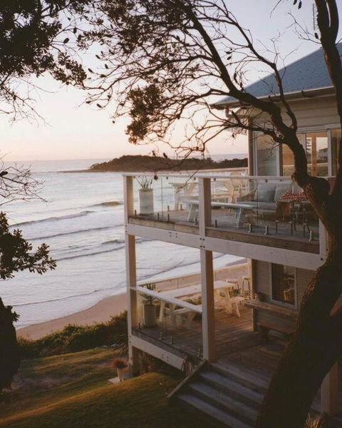 BAY PROPERTIES . Beach House Yamba - Australian Directory 0