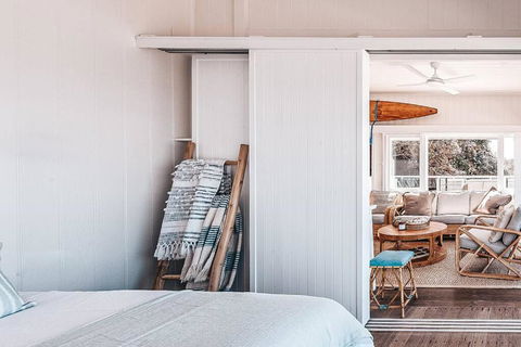 BAY PROPERTIES . Beach House Yamba - Australian Directory 3