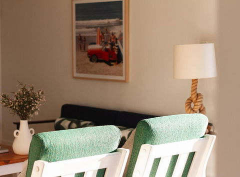 BAY PROPERTIES . Seadrifter - Australian Directory 1
