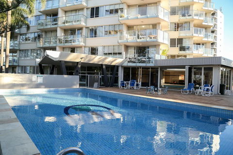 Pacific Regis Beachfront Holiday Apartments - Australian Directory 9