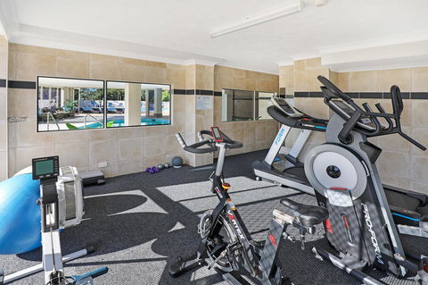 Pacific Regis Beachfront Holiday Apartments - Australian Directory 8