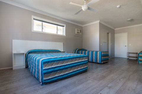 Burleigh Gold Coast Motel - Australian Directory 1