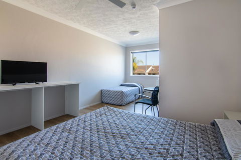 Burleigh Gold Coast Motel - Australian Directory 8
