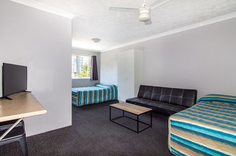 Burleigh Gold Coast Motel - Australian Directory 17