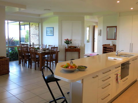 Maleny Springs Farm - Australian Directory 2