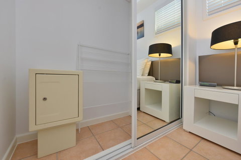 Port Douglas Apartments - Adults Only Oasis - Australian Directory 13