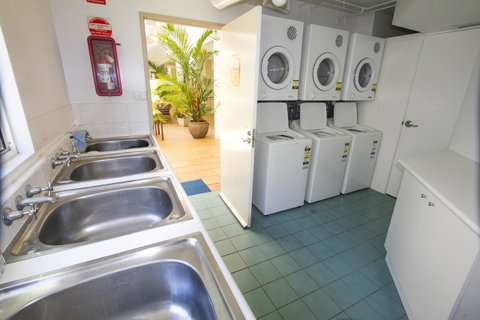 Port Douglas Apartments - Adults Only Oasis - Australian Directory 35