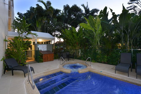 Port Douglas Apartments - Adults Only Oasis - Australian Directory 19