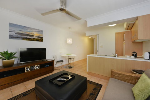 Port Douglas Apartments - Adults Only Oasis - Australian Directory 23