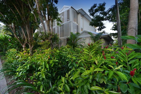 Port Douglas Apartments - Adults Only Oasis - Australian Directory 3